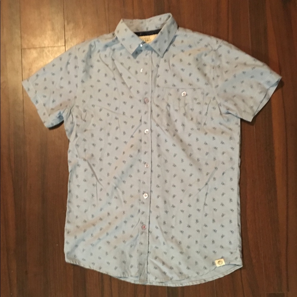 Free Planet Men’s Button Up